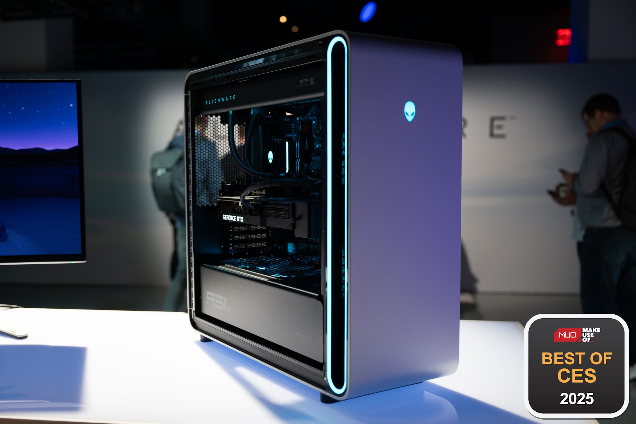 alienware area 51 desktop ces 2025 با جایزه